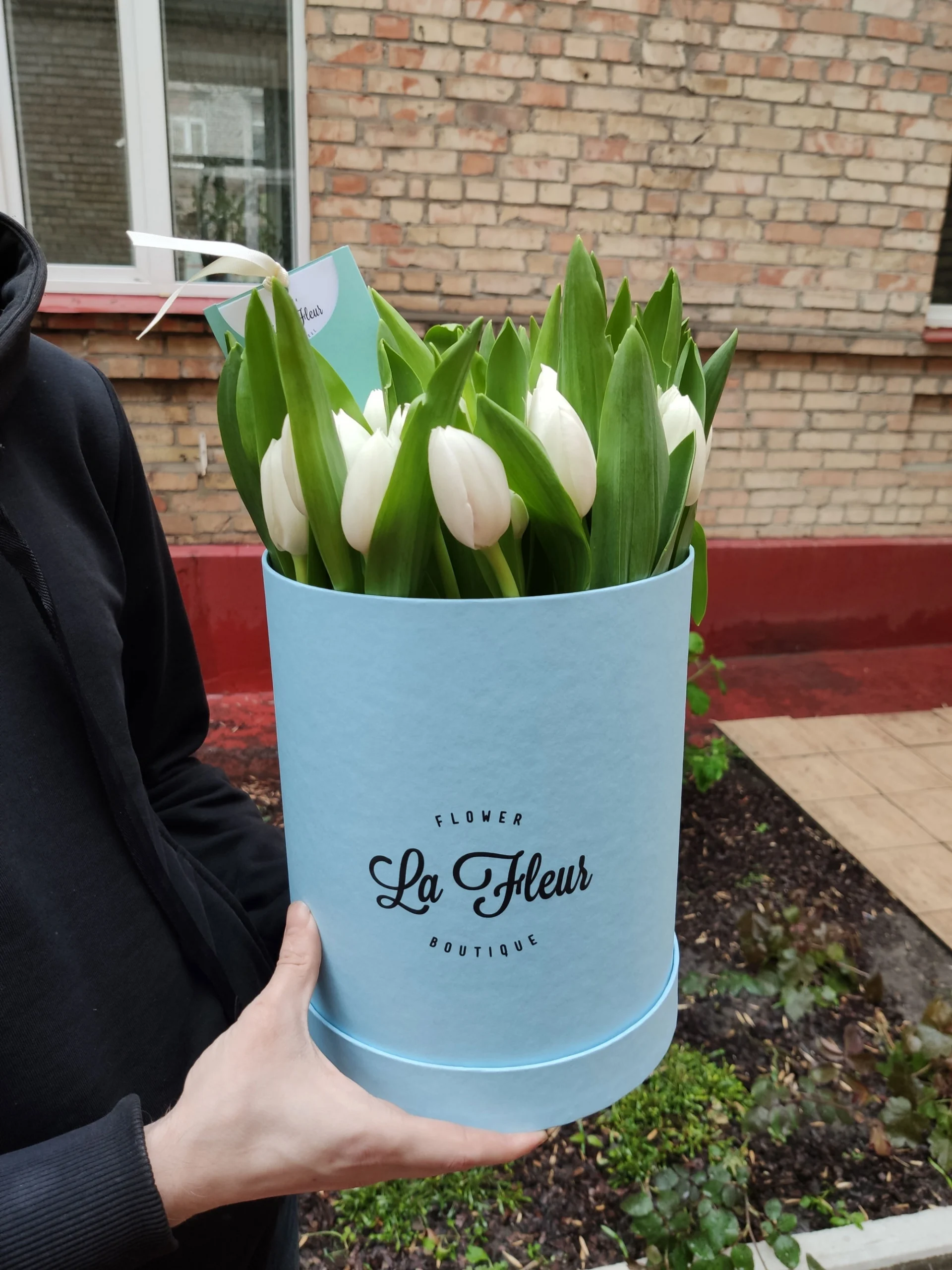 Квіти у коробці