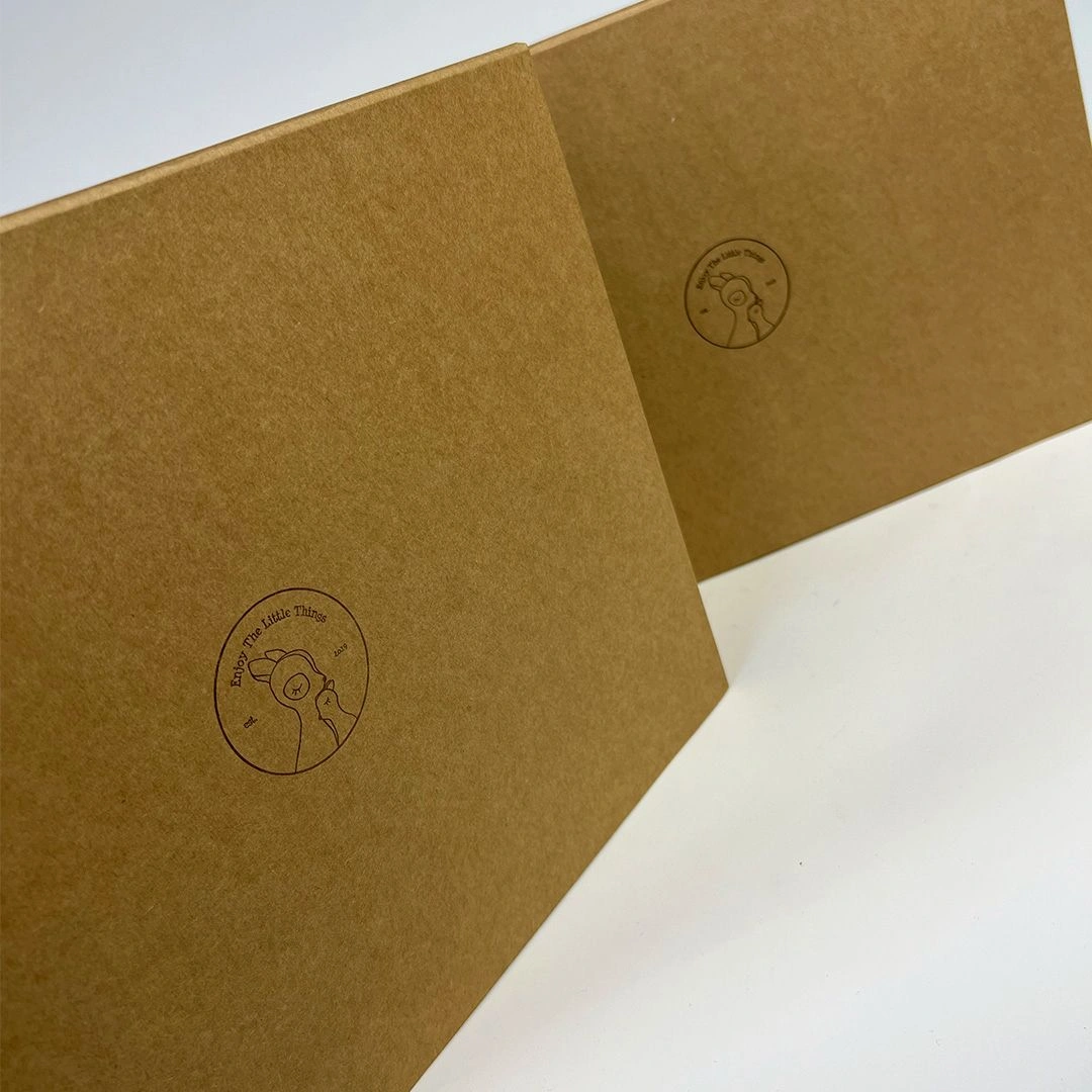 Коробки з крафт-паперу Leo.i.ya