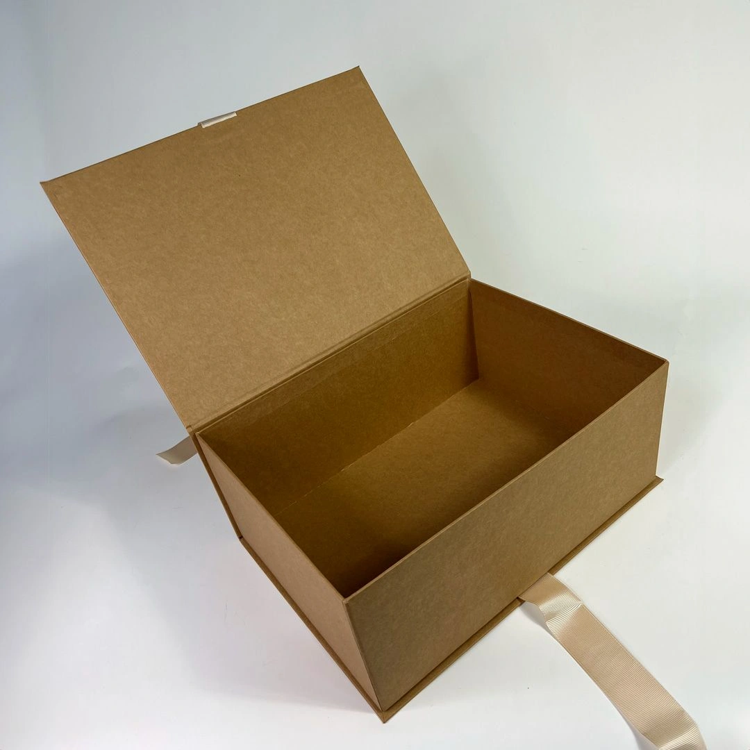 Коробки на стрічках з крафт-паперу Leo.i.ya