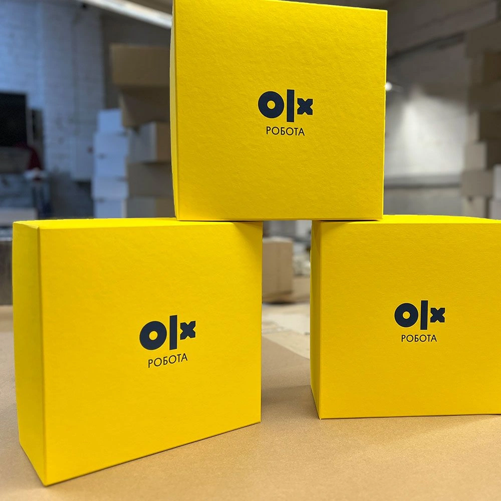 Коробки для корпоративных подарков с шекопечатью OLX