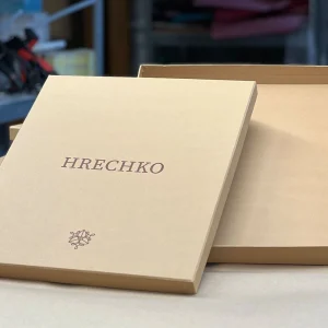 Коробки для одягу кришка-дно Hrechko