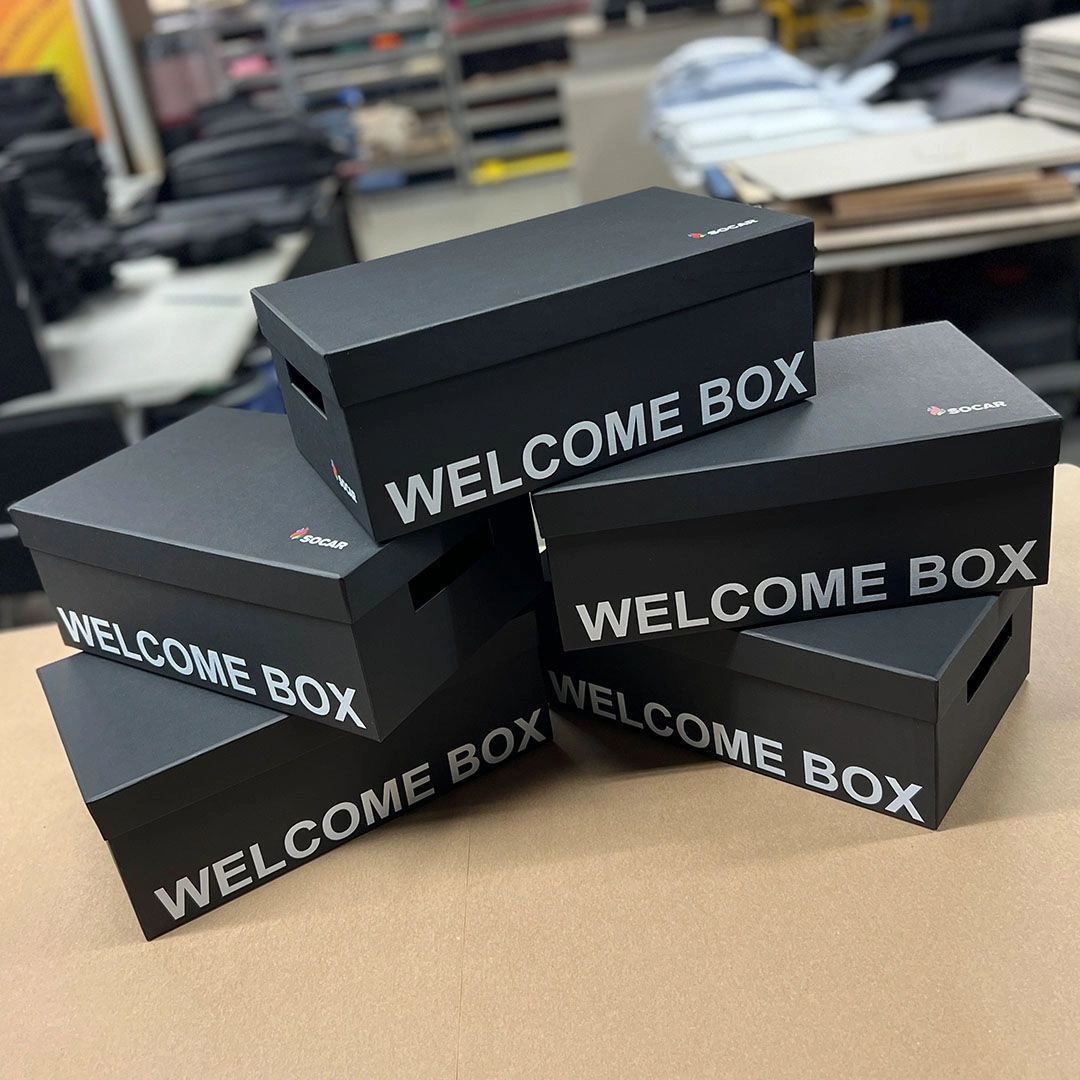 Коробки кришка-дно для нафтової компанії Socar