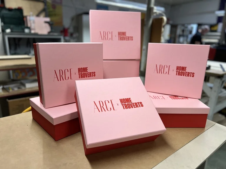 Упаковка для одягу Arce
