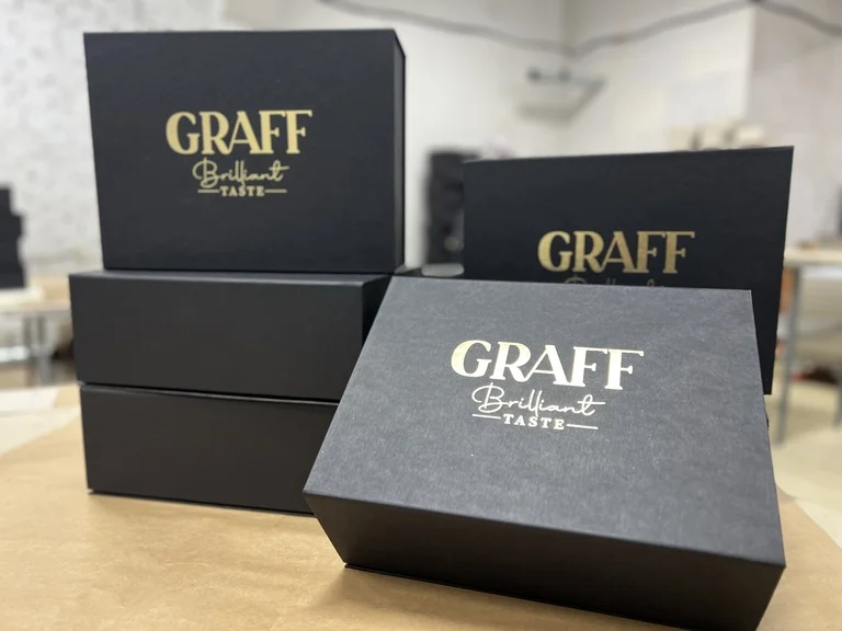 Коробки для подарункових боксів Graff