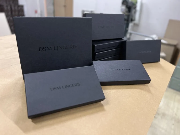 Упаковка для жіночого одягу DSM Lingerie