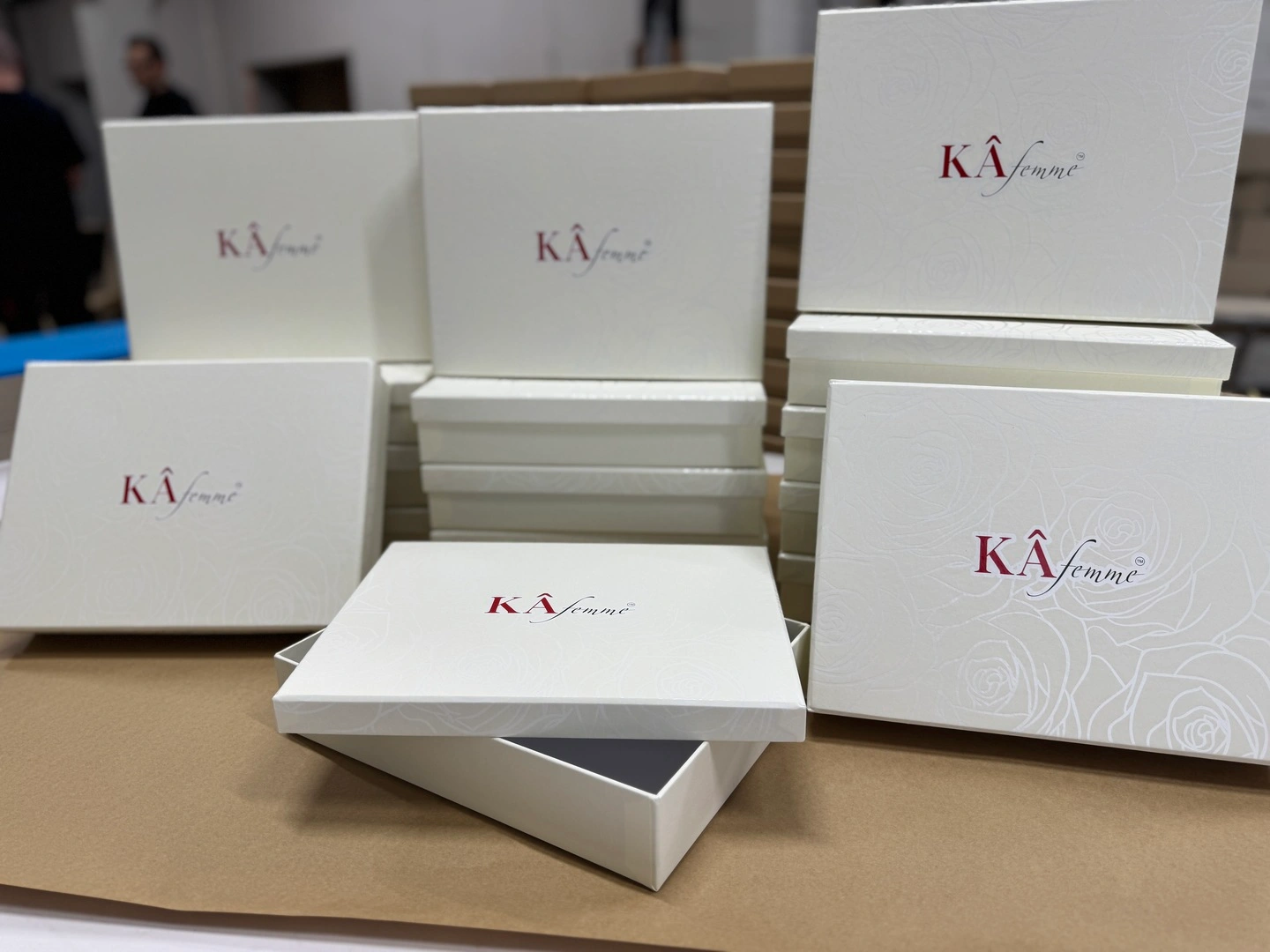 Коробки для одягу Kfemme оптом