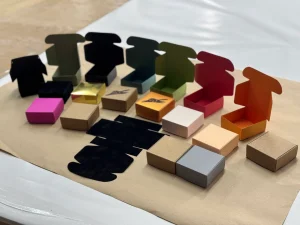 Самозбірні коробки для пакування порцеляни Dariiadziuba Art