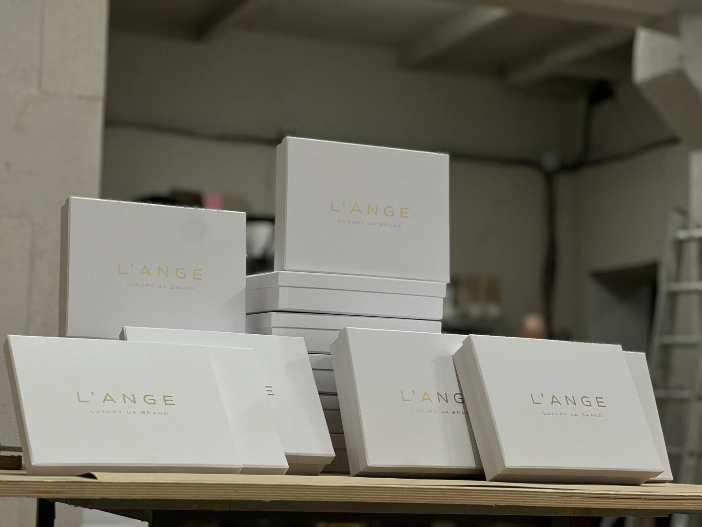 White boxes with Lange logo wholesale