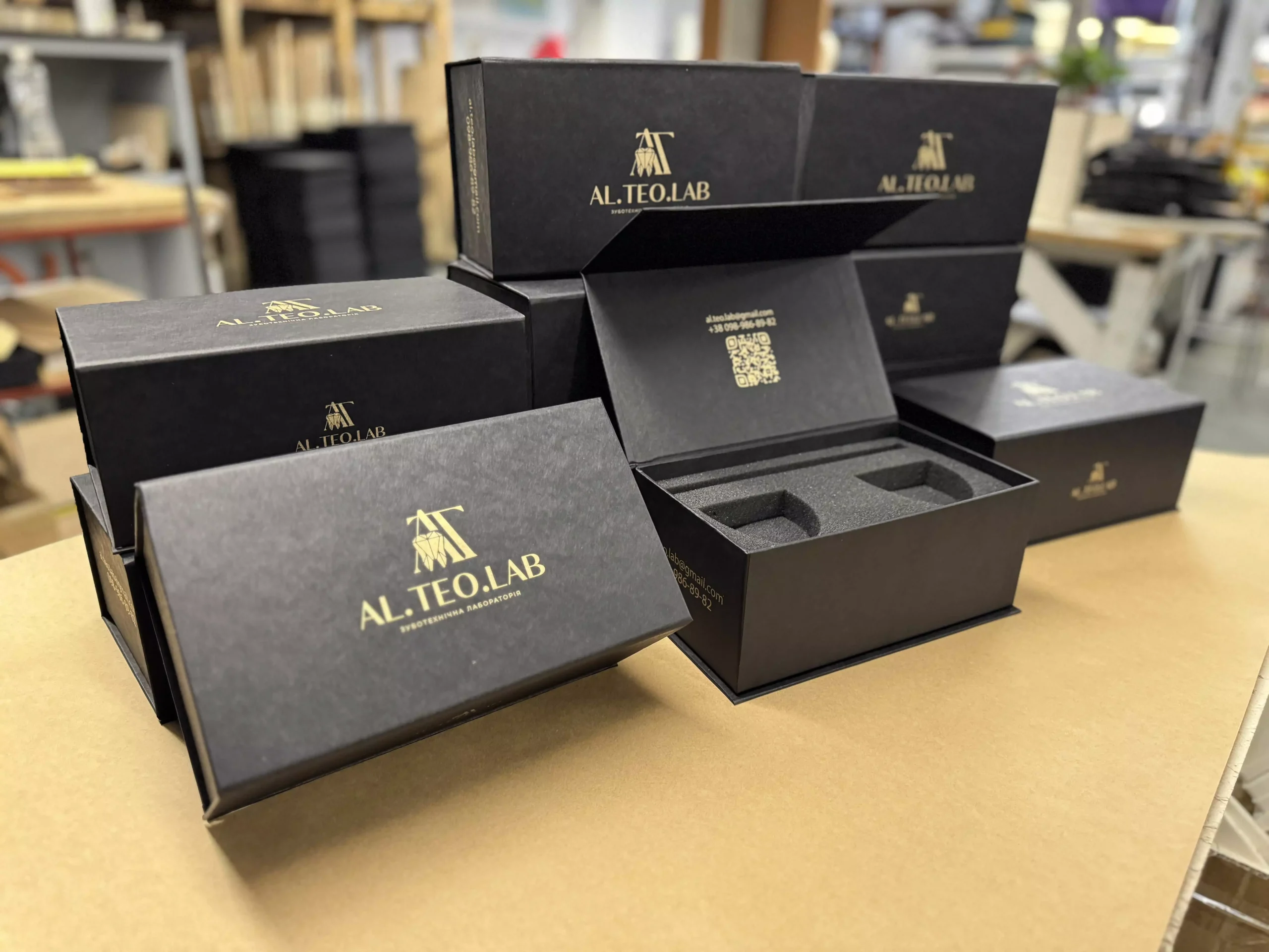 Коробки для пакування зубних протезів AL.TEO.LAB