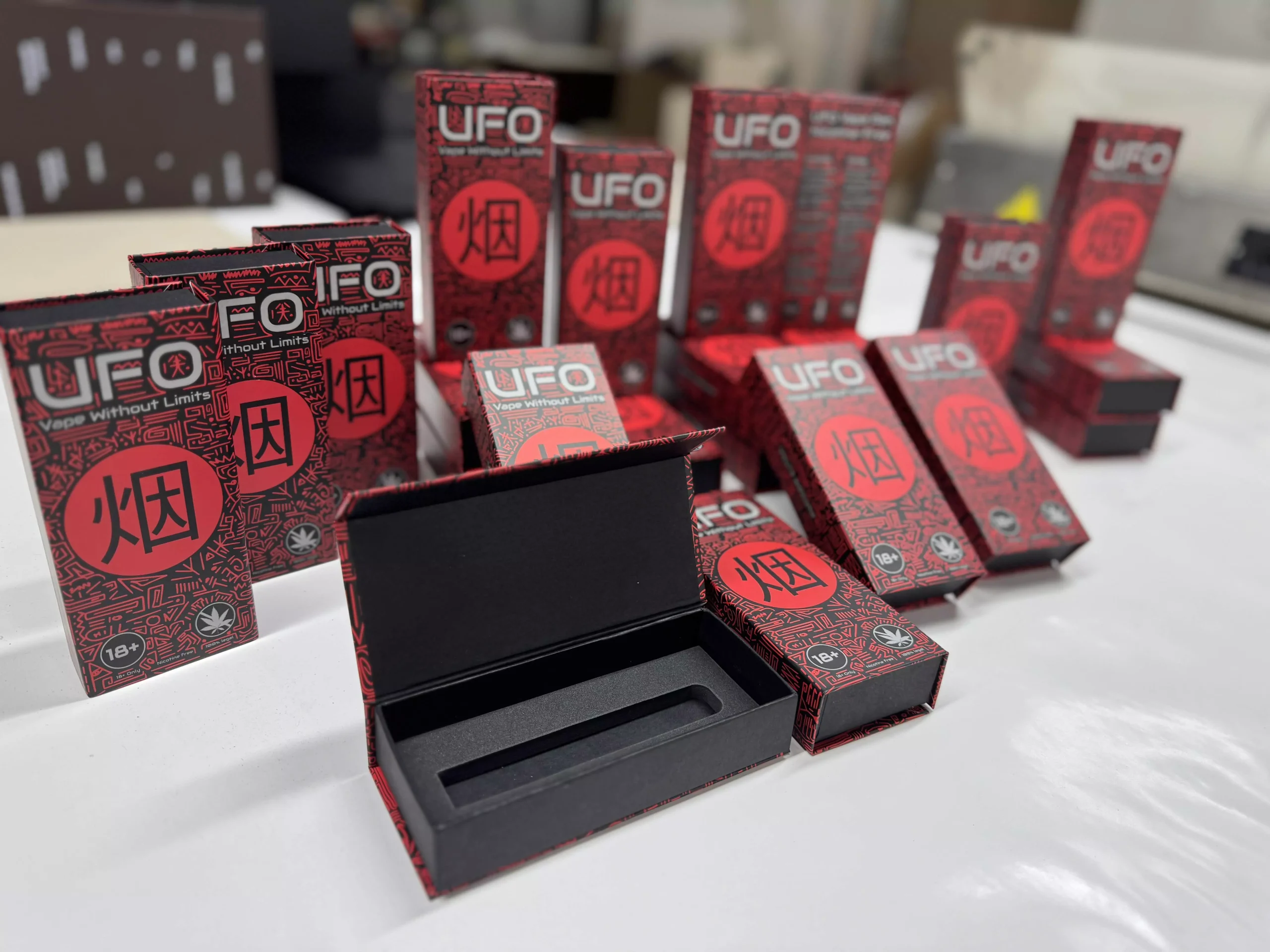Коробки для пакування вейпів UFO