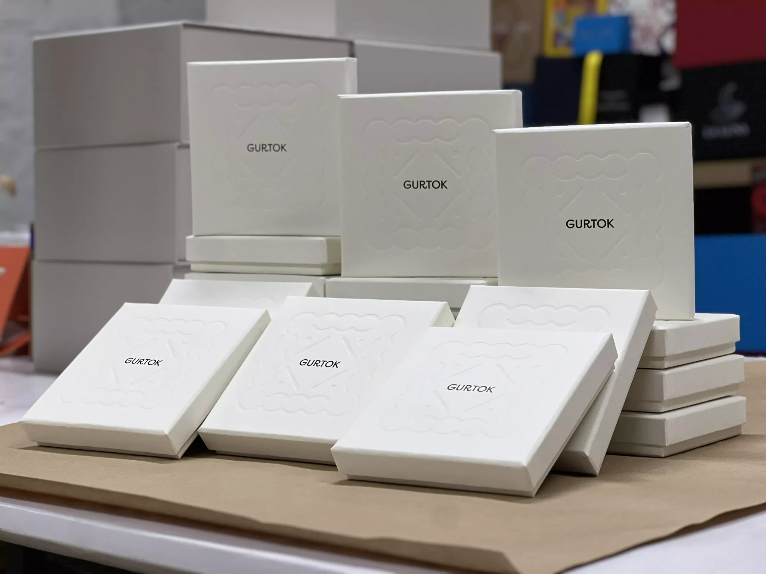 Пакувальні коробки для підставок під свічки GURTOK