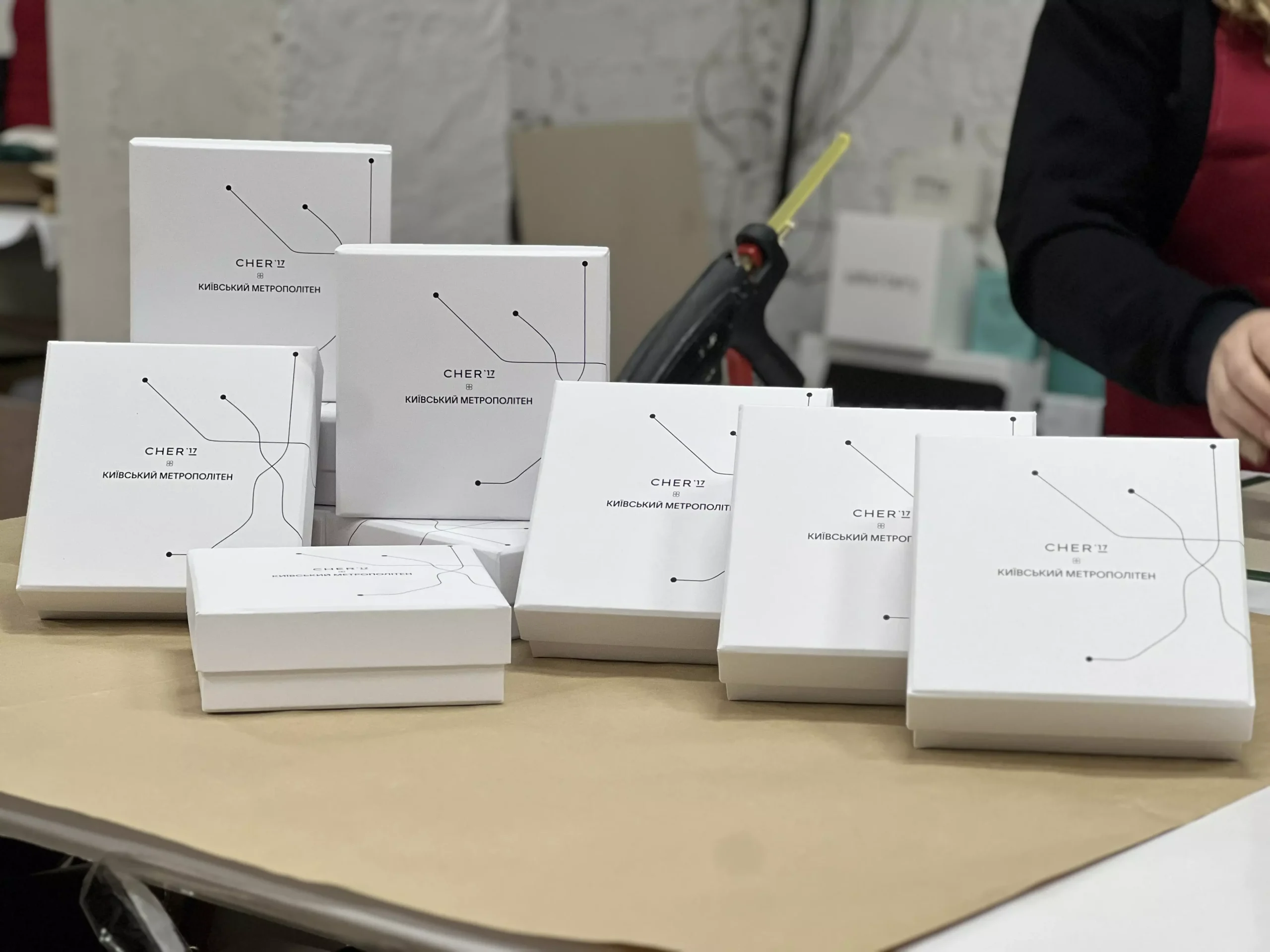 Коробки для пакування хустин CHER’17