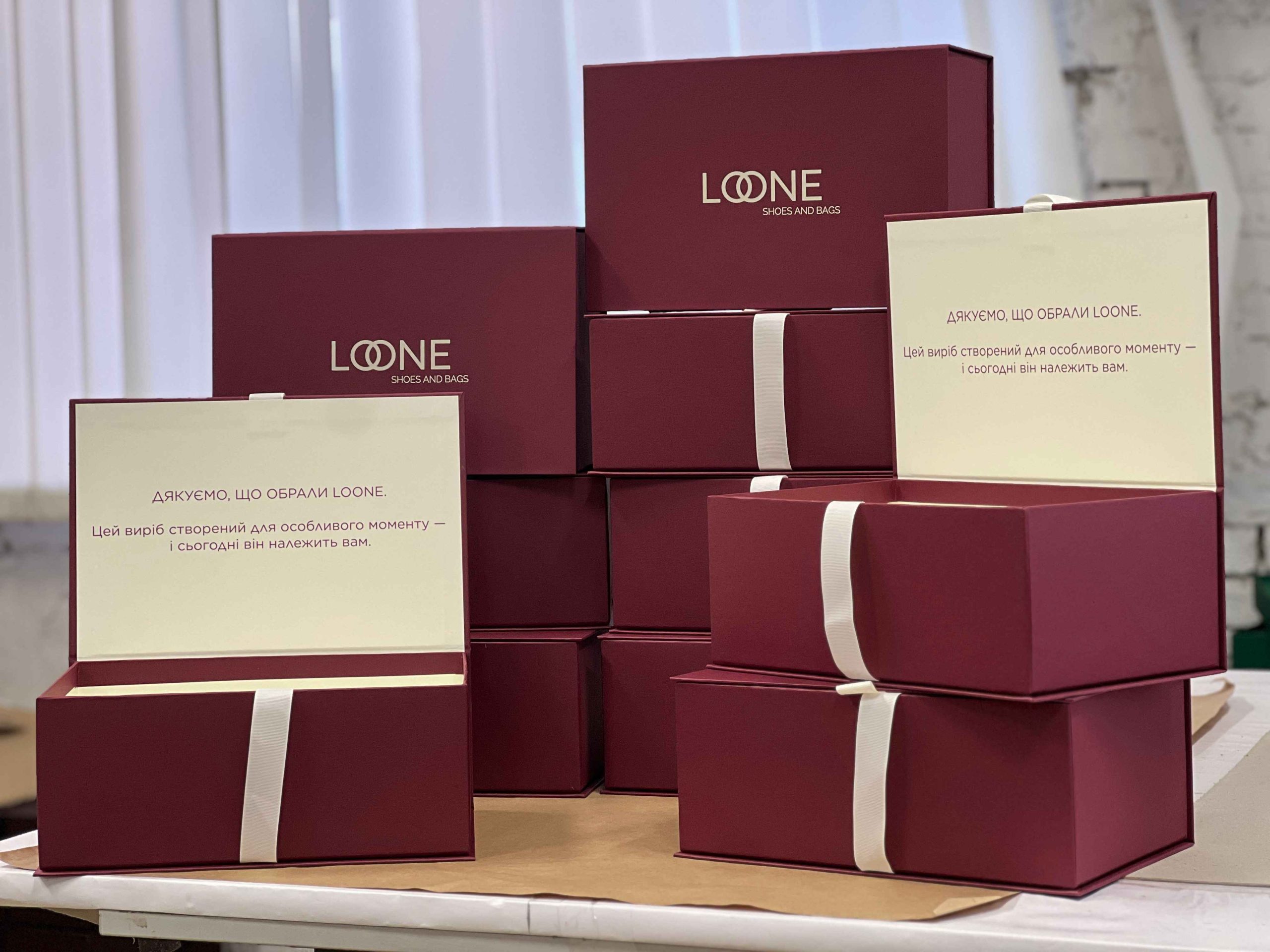 Коробки на стрічках для взуття та сумок LOONE 4