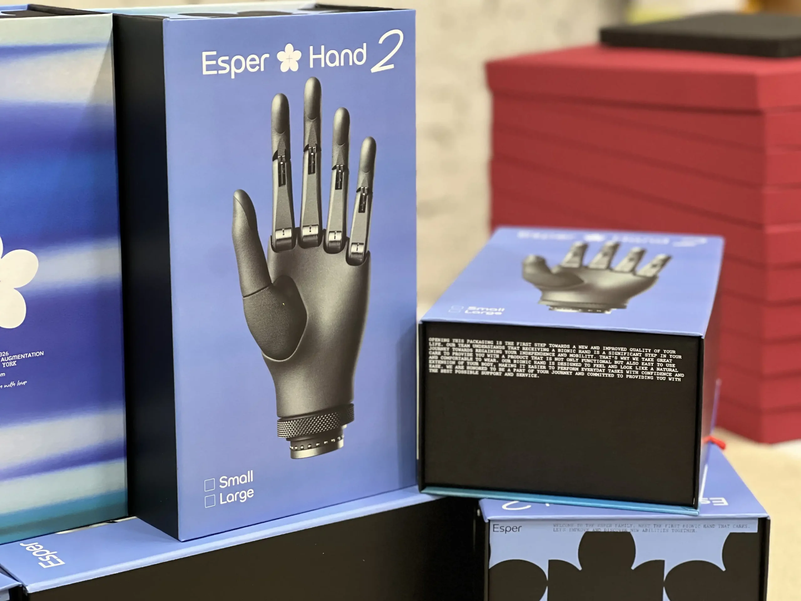 Коробки для пакування біонічних протезів Esper Hand