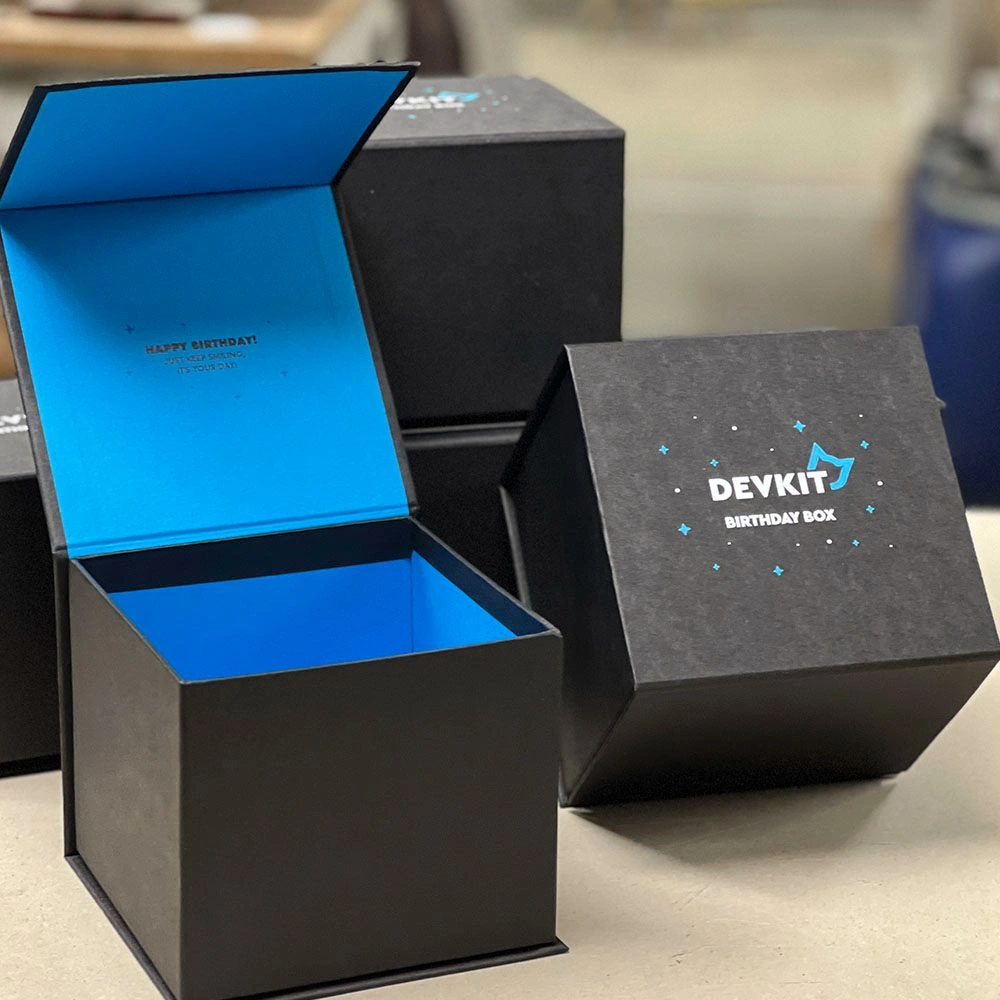 Коробки для новорічних подарунків Devkit 3