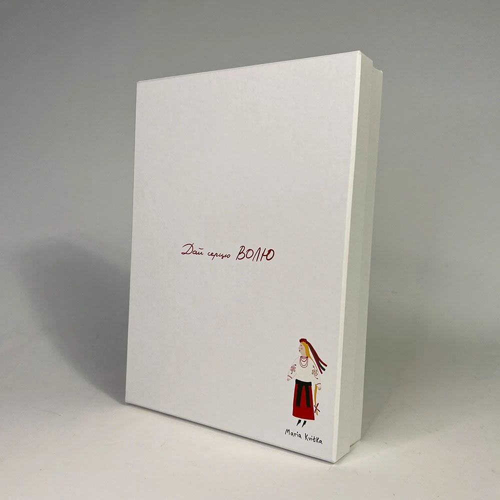 Clothing Packaging Mariya Kvitka 2